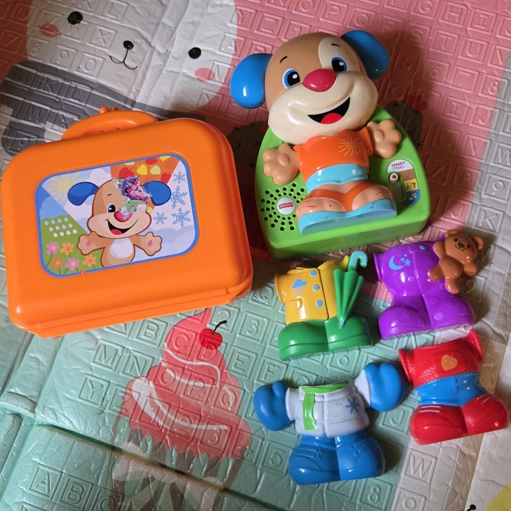 Fisher-Price Laugh And Learn Dress And Go Puppy